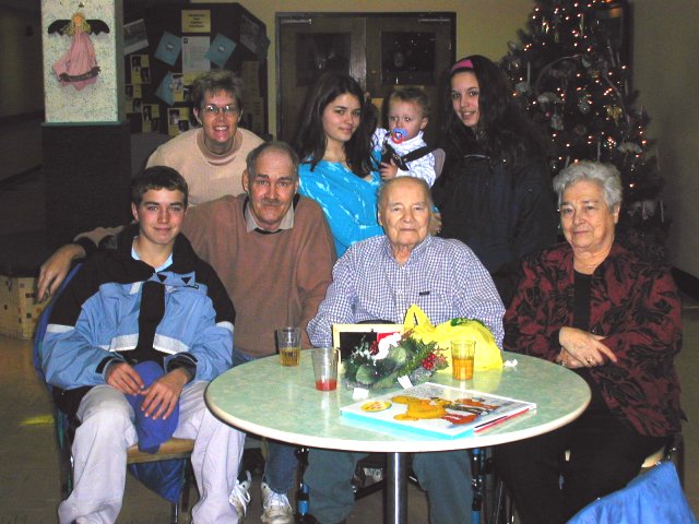 Uncle David, Aunt Lisa, Uncle Sharpie, Mom, Me, Great Grandpa, Aunt Sarah, Great Grandma 
